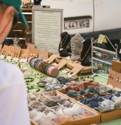 Marché artisanal & braderie des commerçants_Champagny-en-Vanoise