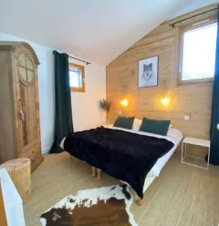MASTER ROOM 1