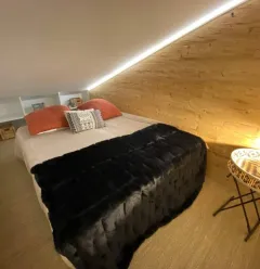 ROOM 3 OPTION DOUBLE BED 