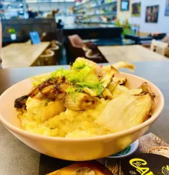 Risotto au safran au fenouil rôti