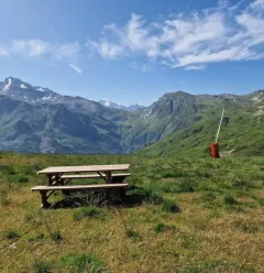 Aire de pique-nique au Bijolin_Montchavin-les-Coches