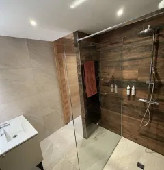 Salle de bain rez de chaussée