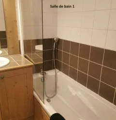 Salle de bain 1