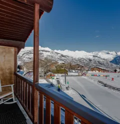 Vue du balcon sur le jardin des neiges