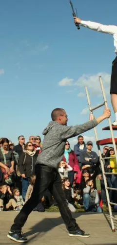Spectacle de rue | Bitume  - Les Estivales Sauvages_La Plagne Tarentaise
