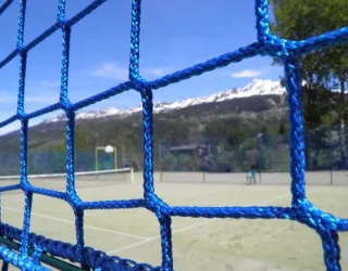 Terrain de tennis