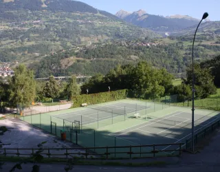 Courts de tennis Macôt