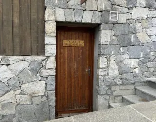 Toilettes Publiques / Coin change bébé - Maison de Montalbert_Plagne-Montalbert