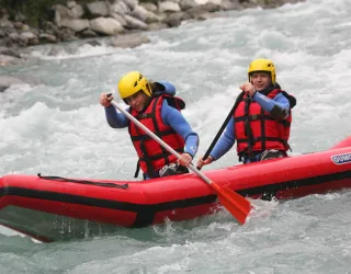 Un cocktail entre canoë et rafting ! !