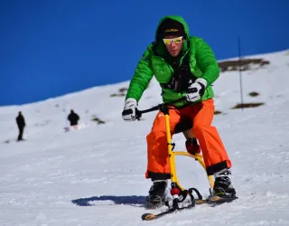 Snowbike