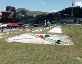 Mini golf