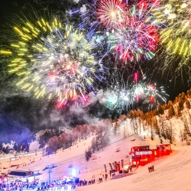 Born to be show Feuerwerk in La Plagne