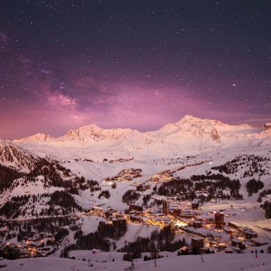 Plagne Centre am sternenklaren Abend