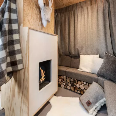 La Plagne Ski House am Kaminfeuer