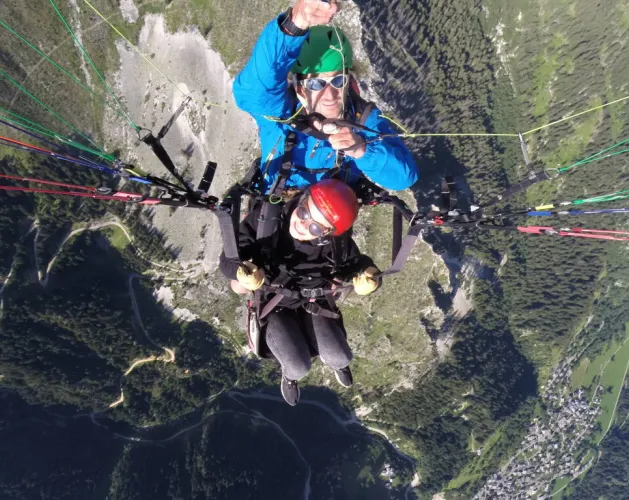 Gleitschirmfliegen mit Aéroplagne