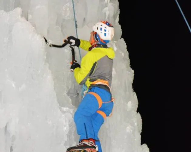 Grimpeurs adhérents FFCAM - Tour de glace