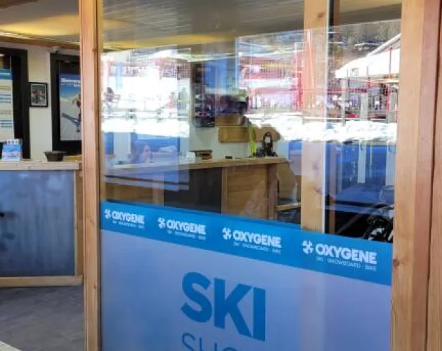 Oxygen Ski- und Snowboardverleihgeschäft_La Plagne