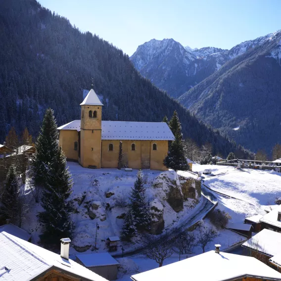 Dorf La Plagne Champagny en Vanoise im Winter