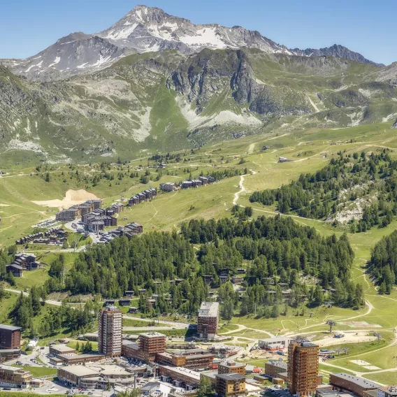 Plagne Centre im Sommer