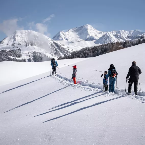 Bei einem Spaziergang auf dem Gipfel von Fornelet