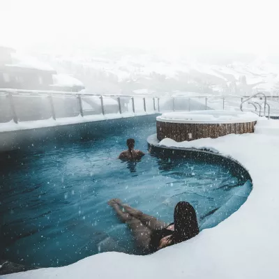 Passion spa: 5 Adressen, um vom Jacuzzi aus verliebt die Schneeflocken fallen zu sehen