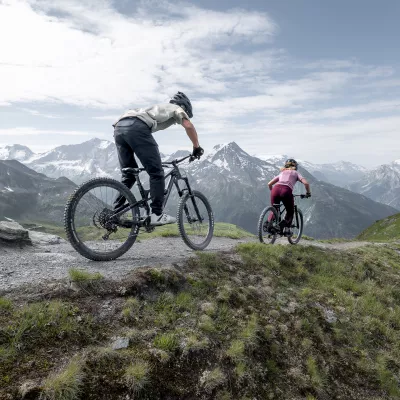 MOUNTAINBIKE