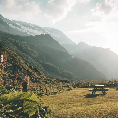 Wagen Sie eine Übernachtung in einer Berghütte