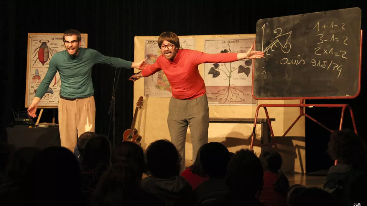 « L’école des petits Robert » - Cie Robert et moi  | FESTIVAL "UN AUTOMNE SUR LES PLANCHES" POUR LES SCOLAIRES_Aime-la-Plagne