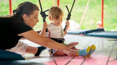 Zirkusschule "La Cloche" (Die Glocke)_Montchavin-les-Coches