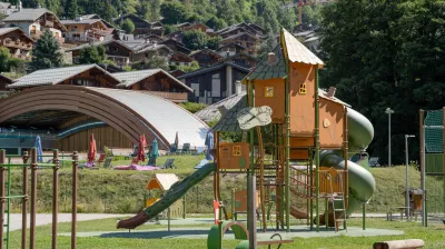 Espace jeux au village_Champagny-en-Vanoise