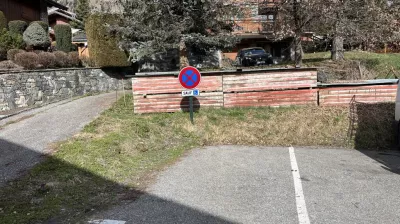 Parking PMR - Le Tremblay