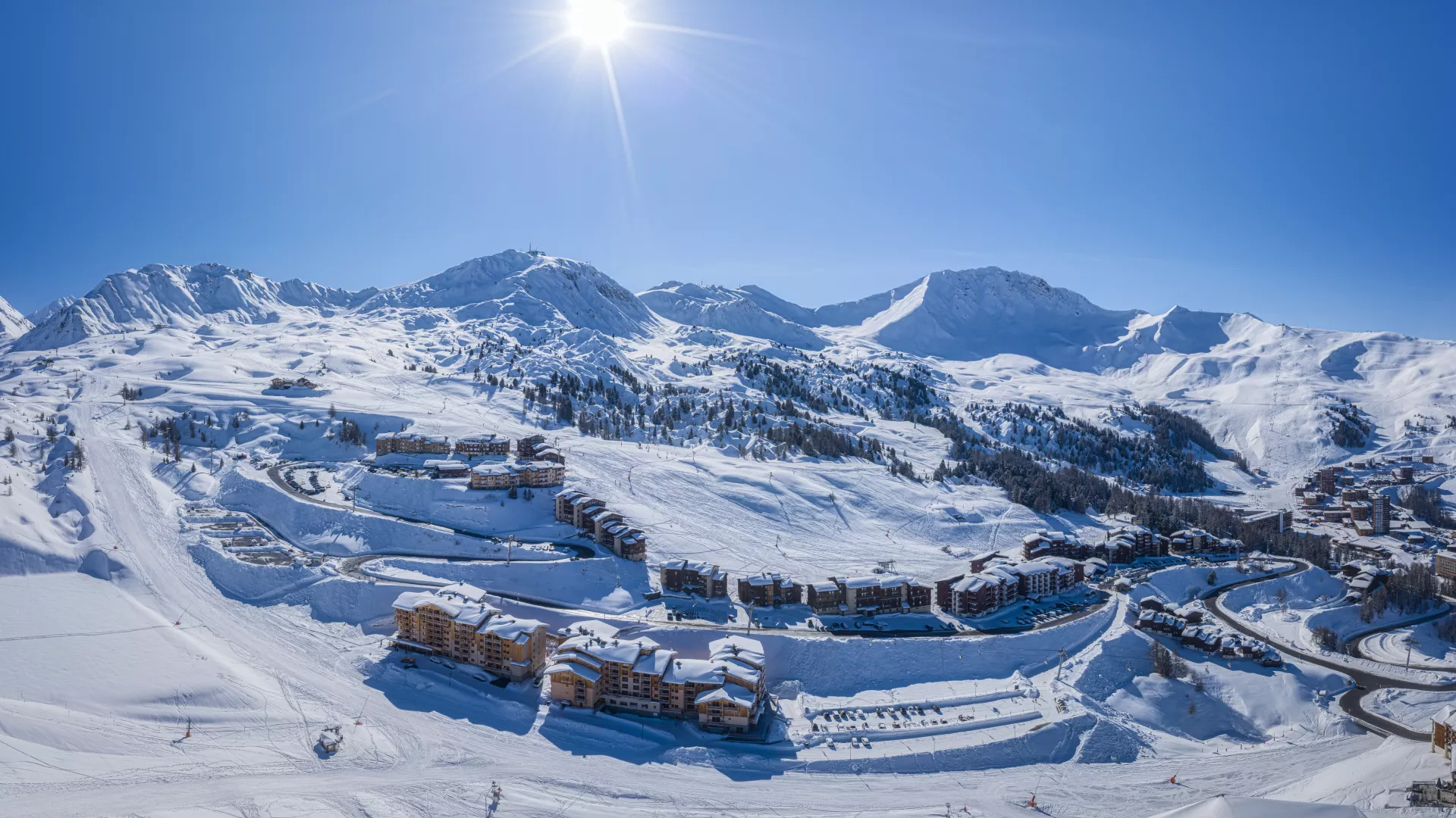 Plagne Sonne und Dörfer im Winter