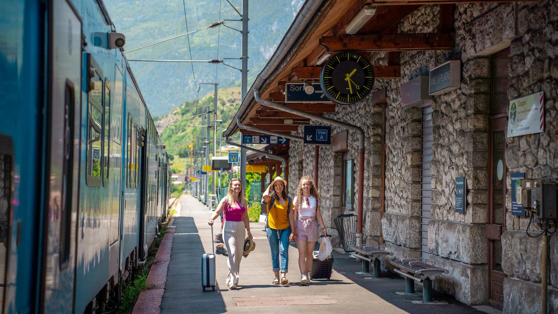 Bahnhof Zug liebt