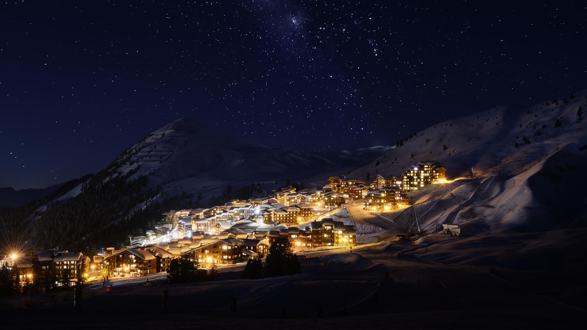 Belle Plagne unter einer sternenklaren Nacht