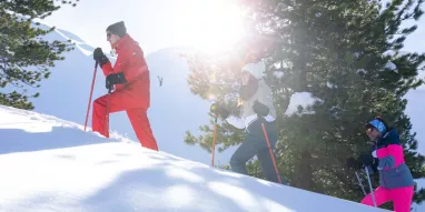 Schneeschuhe-dolines-©elina-sirparanta